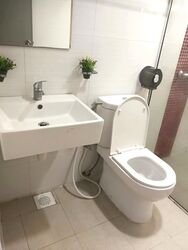 Lucky Plaza (D9), Apartment #569753611